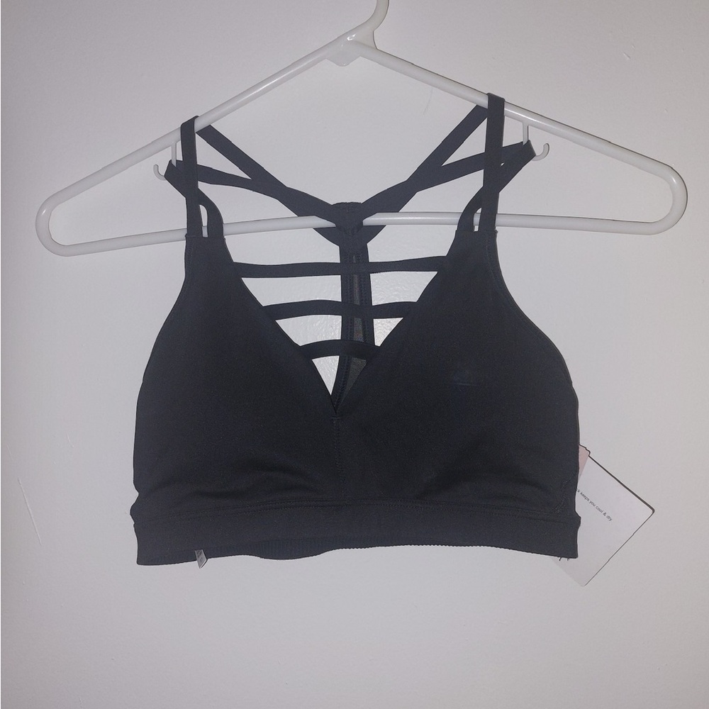 NWT VICTORIAS SECRET BLACK PLUNGE SPORTS BRA